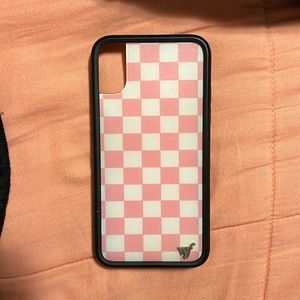 Pink checkered wildflower phone case